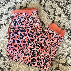 JoyLab Cheetah Animal Print Pink and Orange Jogger sweatpants